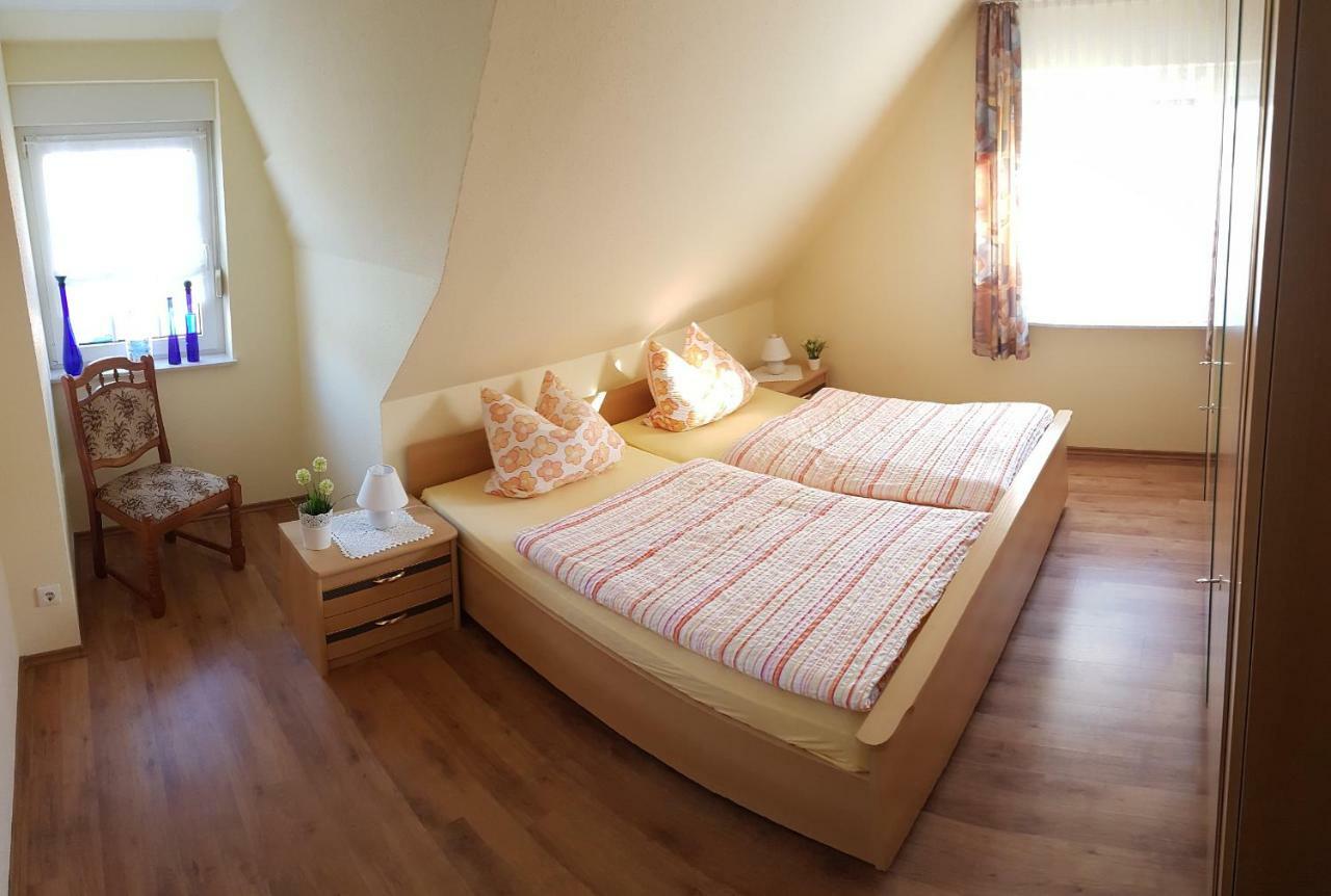 Cafe Hausnordlicht - Ferienwohnung 2 Дорнум Екстериор снимка